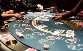 Pengalaman hiburan digital modern dengan winnipoker di perangkat mobile